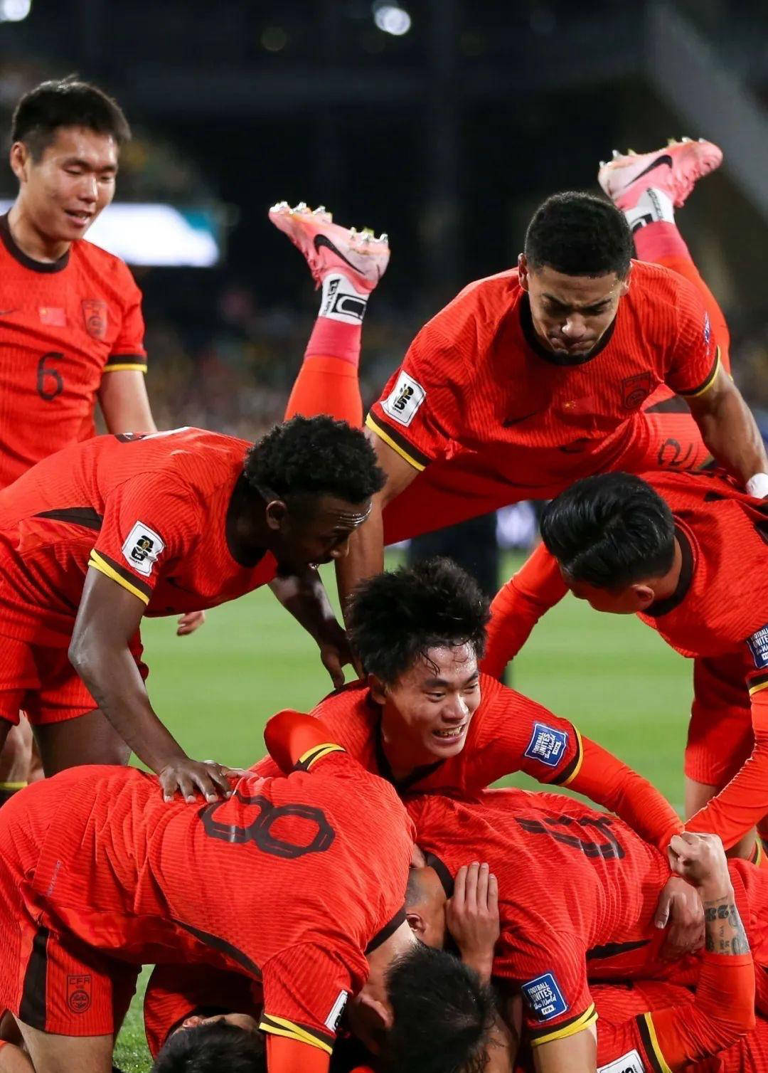 归化球员发威！艾克森+费南多助国足取胜的简单介绍