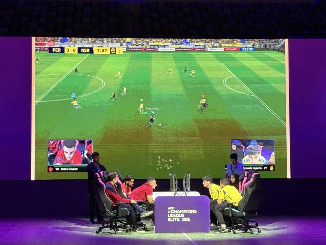 九游体育在线-包含中国足球电竞联赛火爆，FIFA职业选手月入10万+的词条