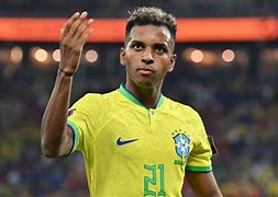 九游体育官网-关于维尼修斯vs罗德里戈：巴西双星的接班之路的信息