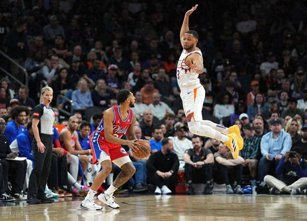 杜兰特复出首战28分,太阳轻取对手 杜兰特复出首战28分,太阳轻取对手