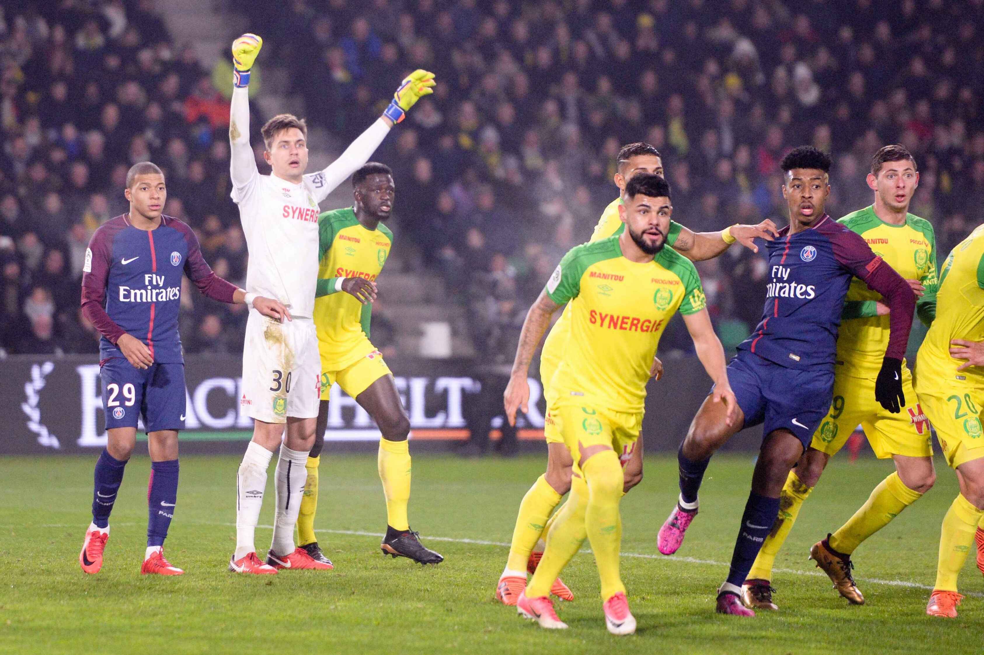 九游体育在线-巴黎与南特之战再现火爆场面