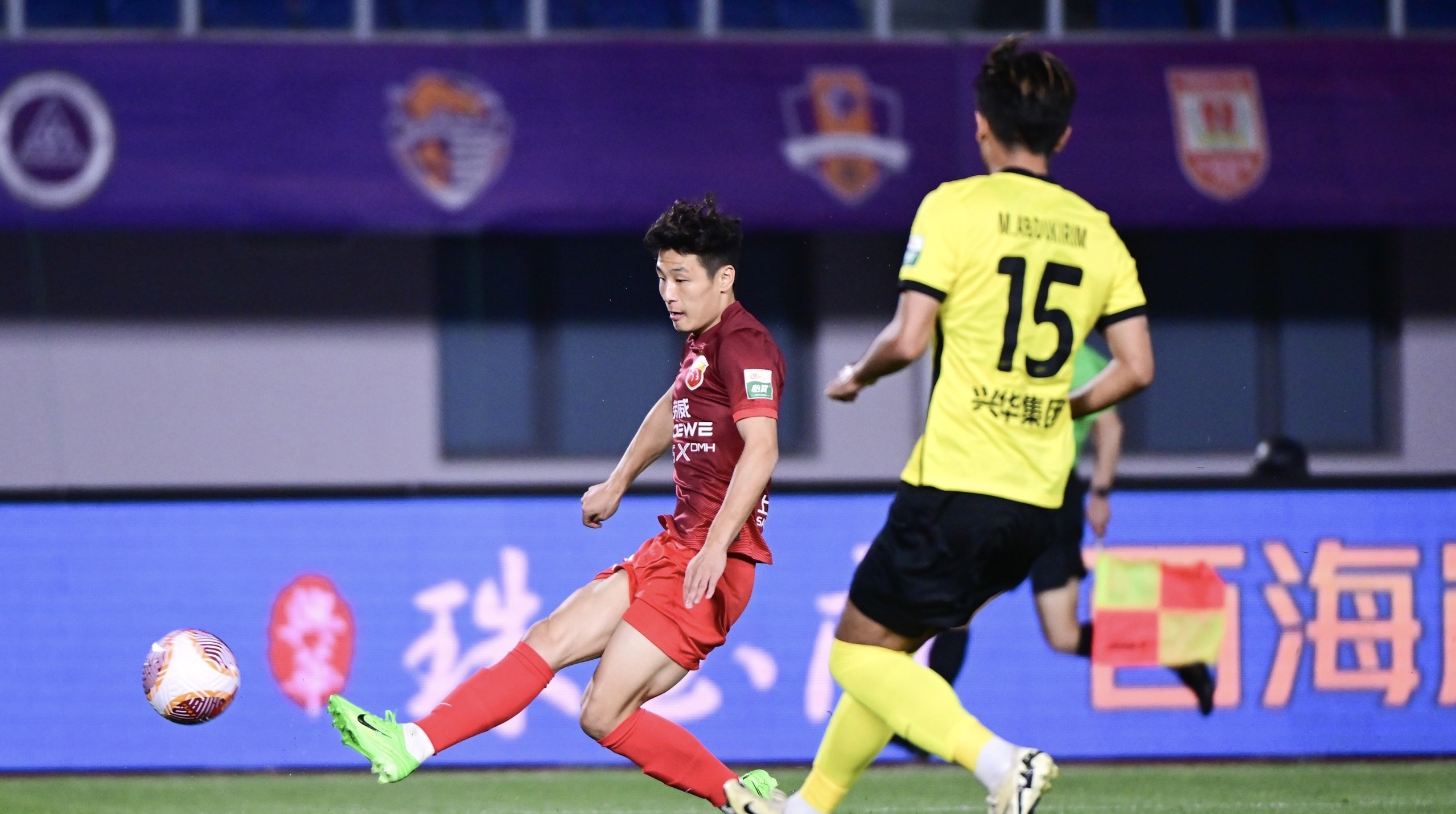 九游体育在线-武磊梅开二度！国脚回归价值立现