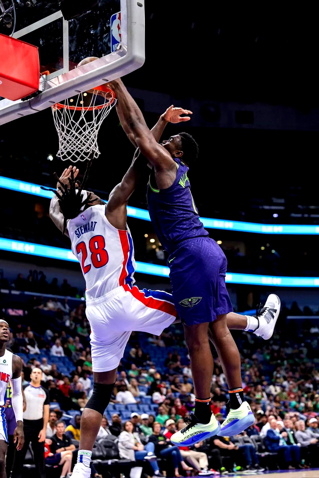 关于篮下命中率TOP5中锋对比的信息