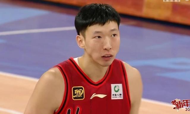 周琦：中国男篮新核心的争议与期待的简单介绍