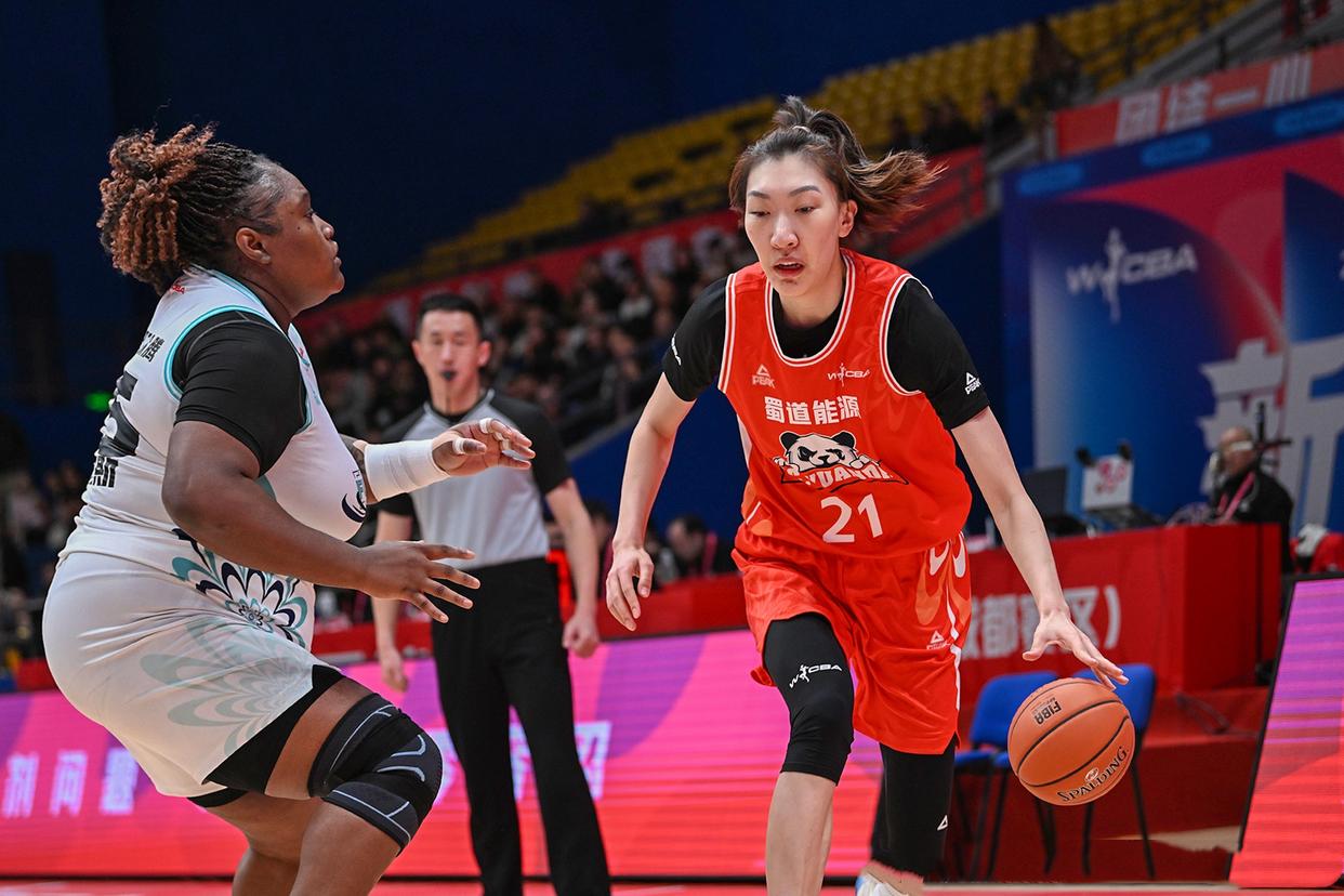 关于女篮联赛(WCBA):关注度如何提升?的信息 关于女篮联赛(WCBA):关注度如何提升?的信息