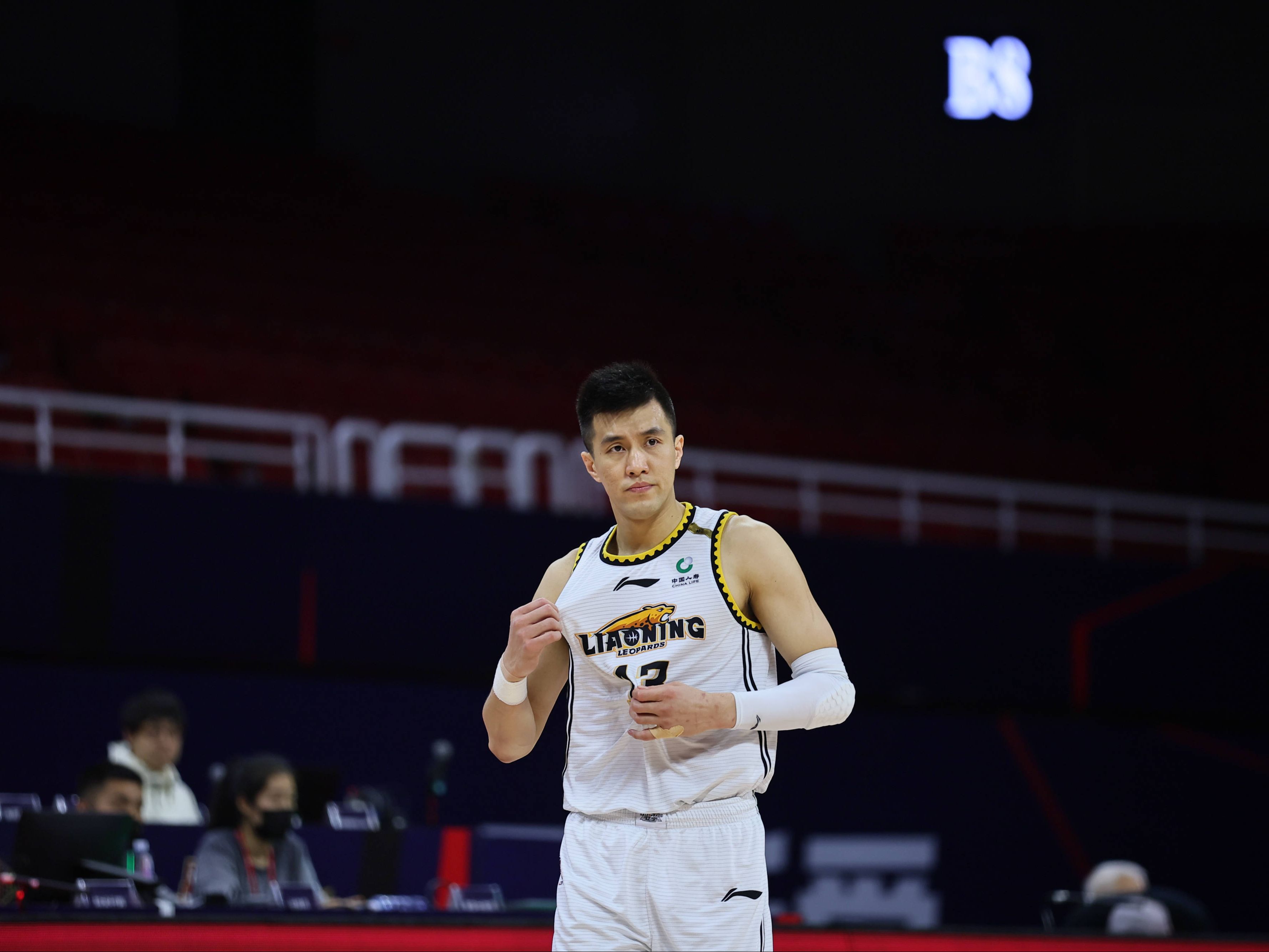 九游体育在线-包含郭艾伦：亚洲第一控卫的争议人生的词条