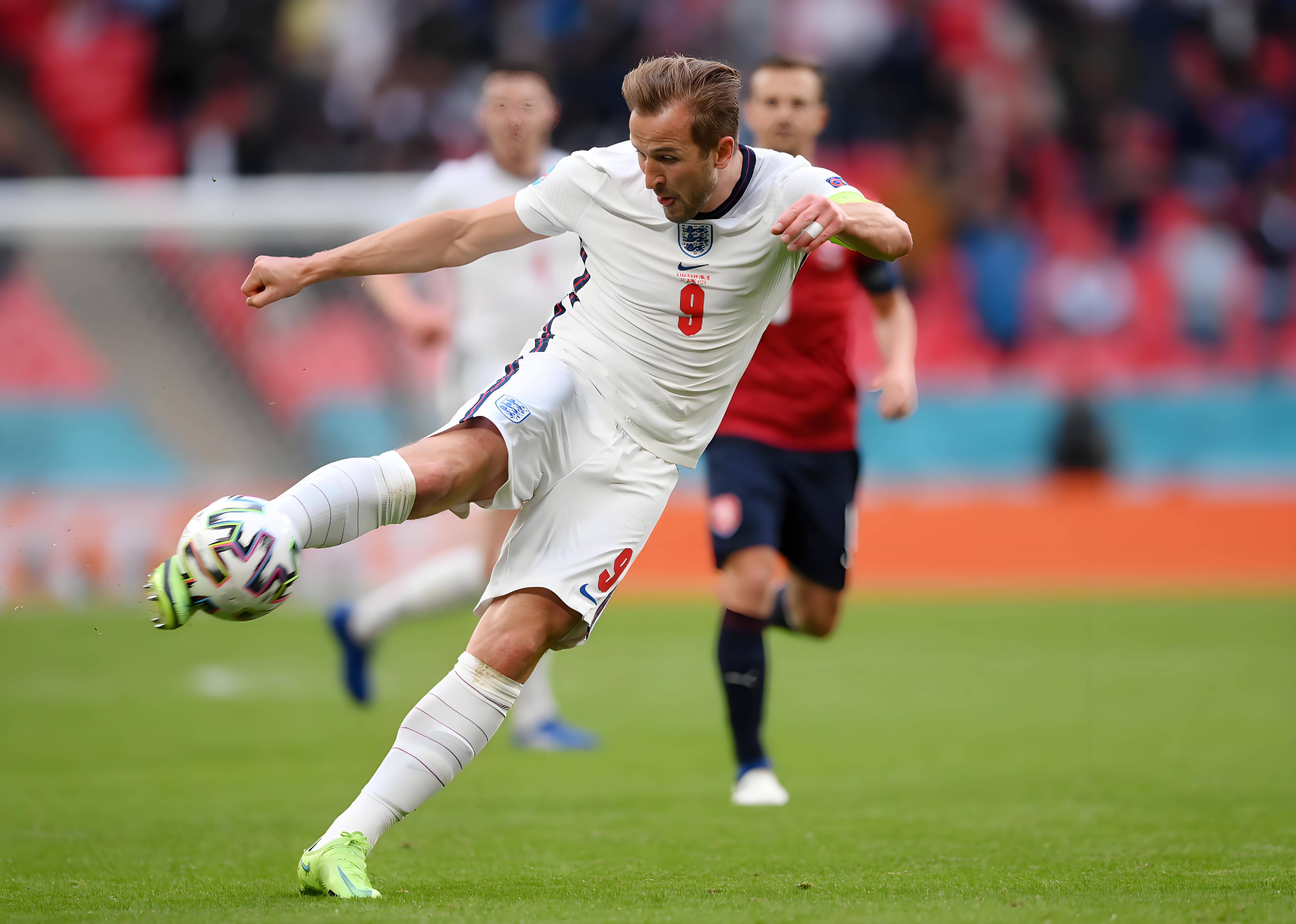 九游体育在线-包含凯恩的德甲魔咒：无冠命运何时终结？的词条