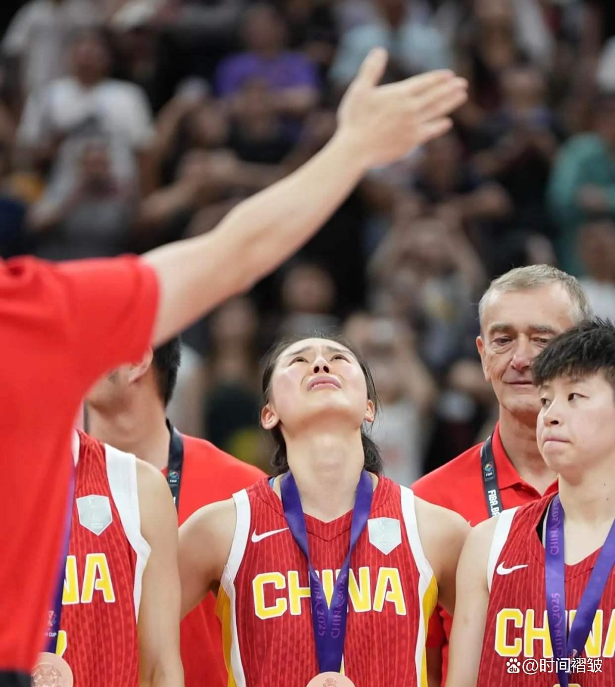 包含女篮青训：为何比男篮更成功？的词条